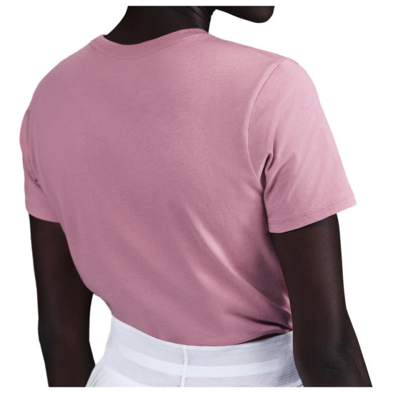 Nike Γυναικεία κοντομάνικη μπλούζα Sportswear Club Essentials T-Shirt